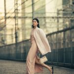 Nana Eikura Instagram – @tods 

Photo：Shunya Arai @yard_tokyo 
Styling： @miyuki_blue 
Hair： @kenichiforsenseofhumour 
Make-up： @rikamatsui26 
Male model： @wamo.r 
Text&Edit： @kanako.uchida 

GINZA 5月号掲載