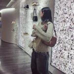 Nana Eikura Instagram – Bag,Shose,Pants,Sunglasses 

@tods