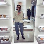 Nana Eikura Instagram – Bag,Shose,Pants,Sunglasses 

@tods