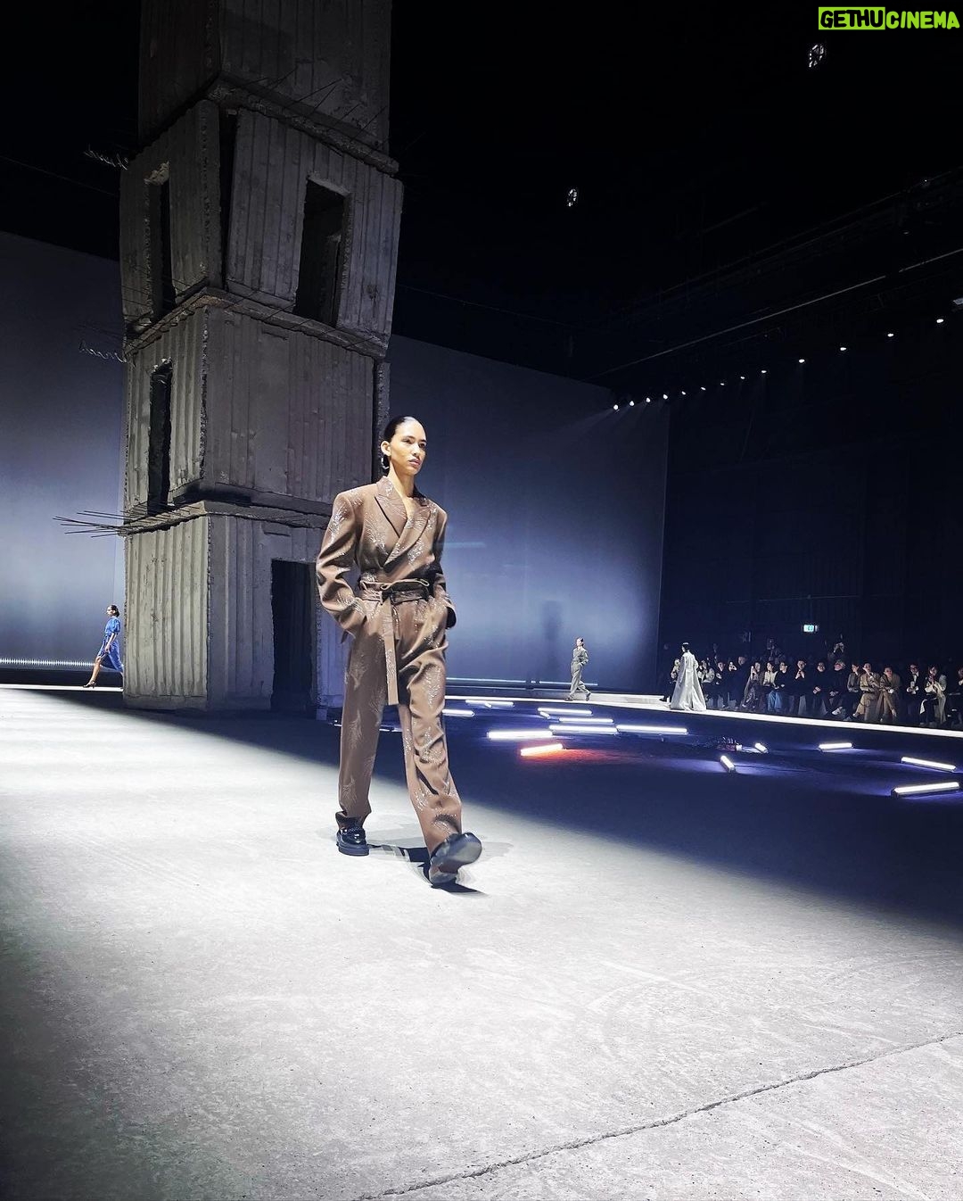 Nana Eikura Instagram - @walterchiapponi @tods #TodsFW23 #TodsItalianFeeling #Tods