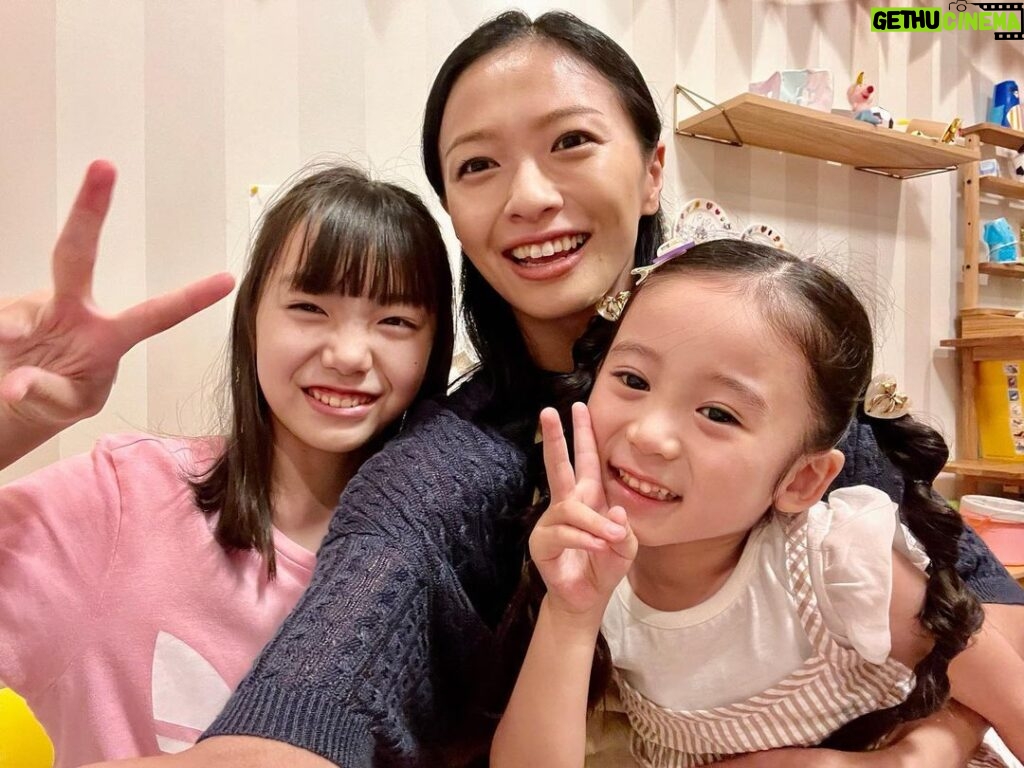 Nana Eikura Instagram - 天使のように可愛いけど とても立派な女優さん 二人のまっすぐな姿に刺激を受けて 出会いに感謝です。 撮影の４ヶ月で身長も伸びたような…（私じゃありません、くるみちゃんと、らなちゃんです。）