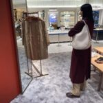 Nana Eikura Instagram – 22日まで新宿ISETANにて開催中の @tods のPOP UP…
連休中に、ぜひ(^^)