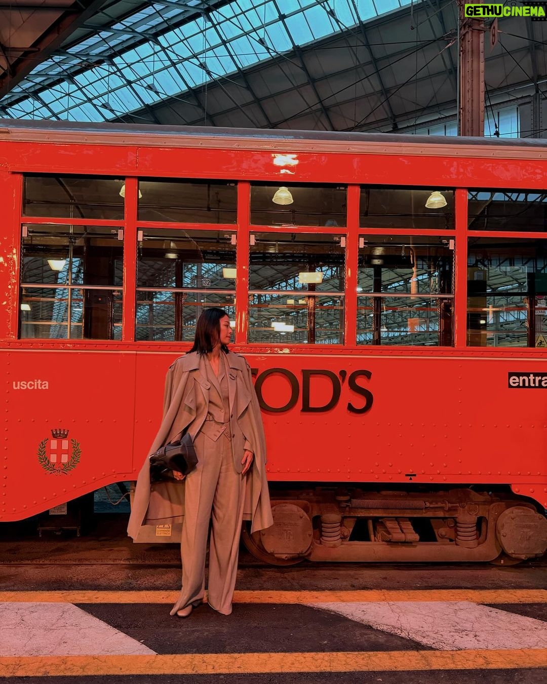 Nana Eikura Instagram - @tods #TodsFW24 @mt_matteotamburini #Tods