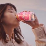 Nanase Nishino Instagram - 「アサヒスーパードライ」の新CMに出演させていただいています。🍺🌸 会って乾杯できる日を心待ちに、それぞれのおうち時間を過ごしています！ まいやんとバーチャルお花見もしましたので そちらもぜひご覧ください。🙇‍♂️ #アサヒスーパードライ