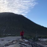 Nanase Nishino Instagram - 週刊少年マガジン発売中です！ 釧路へ 硫黄山🏔屈斜路湖💠 大自然にテンション上がって、ひたすら癒されました。焚き火すると炎から目が離せなくなる。 ぜひ！