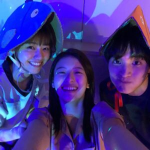 Nanase Nishino Instagram - 今夜 22時より
「アンサング・シンデレラ」第十話
です。
必見！見てほしい！！
よろしくお願いします！

私は中盤からずっと泣きながら見てました😢

FODで配信中のスピンオフも是非ご覧ください！🐳🐬🐟🐠
楽しかったなぁ〜〜

#アンサングシンデレラ