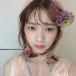 Nanase Nishino Instagram - 去年と同じお友達から またイラストをもらえました。🤤 初の zoom越しにケーキでお祝いをしてもらったり、無人島のお友達はパーティー開いてくれたり。🏝 グータッチさんからは耳の中をカメラで写しながら耳掃除ができる機器を！使ってみたかったので嬉しい✨ グータンさんからは可愛すぎるクッキー達を🐍🦓🦎🦉 もったいなくて、眺めながら少しずつ食べてます。 25歳は環境、自分自身、新しい変化が多くあった1年でした。 誕生日や年を跨ぐ時になると 自分はどんな日々を過ごしてきたんだろうと考えますが 毎年どんどん良くなって上書きされている気がします🕺 視野を広く持って、ゆるさと強さを正しく使えるような人になりたいな！ これからもどうぞ宜しくお願い致します🐶💐