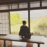 Nanase Nishino Instagram - 秋田県で撮影しました⭐️🐕 「ヤングジャンプ」 発売中です。 秋田へ行くのは2回目ですが 男鹿や角館、田沢湖、秋田犬も見ることができたのは今回が初めてで、また秋田の魅力を知れたような気がします✨自然のエネルギーもたくさんもらえました！ サクサクな雪もありました。楽しかった〜🏃‍♂️🏃‍♂️ #秋田