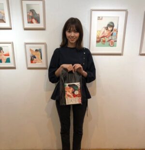 Nanase Nishino Instagram - 大好きな Little Thunderさんの個展に行ってきました〜🥰 #littlethunder 
#peek