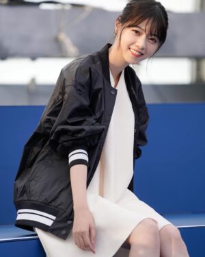 Nanase Nishino Instagram - Onitsuka Tiger 2020 S/S
ショー会場にて リハーサルの見学をさせていただきました🏃‍♂️🏃‍♂️本番も見たかった…！
青い競技用トラック
クールでした🐯

#onitsukatiger