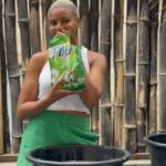 Nancy Isime Instagram - Hey Guys, Let’s gist while I do Laundry, Millennial Style😉😄 Gist me too, what’s the weirdest traveling experience you’ve ever had?💚 #ILoveMyVivaForever