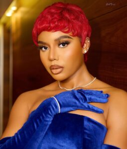 Nancy Isime Instagram - The Actual BLUEPRINT 🦋 #SilverBirdManOfTheYearAwards #NollywoodTrailblazerAwardRecipient #BRB,IHaveMoreToShareWithYouGuys🥰