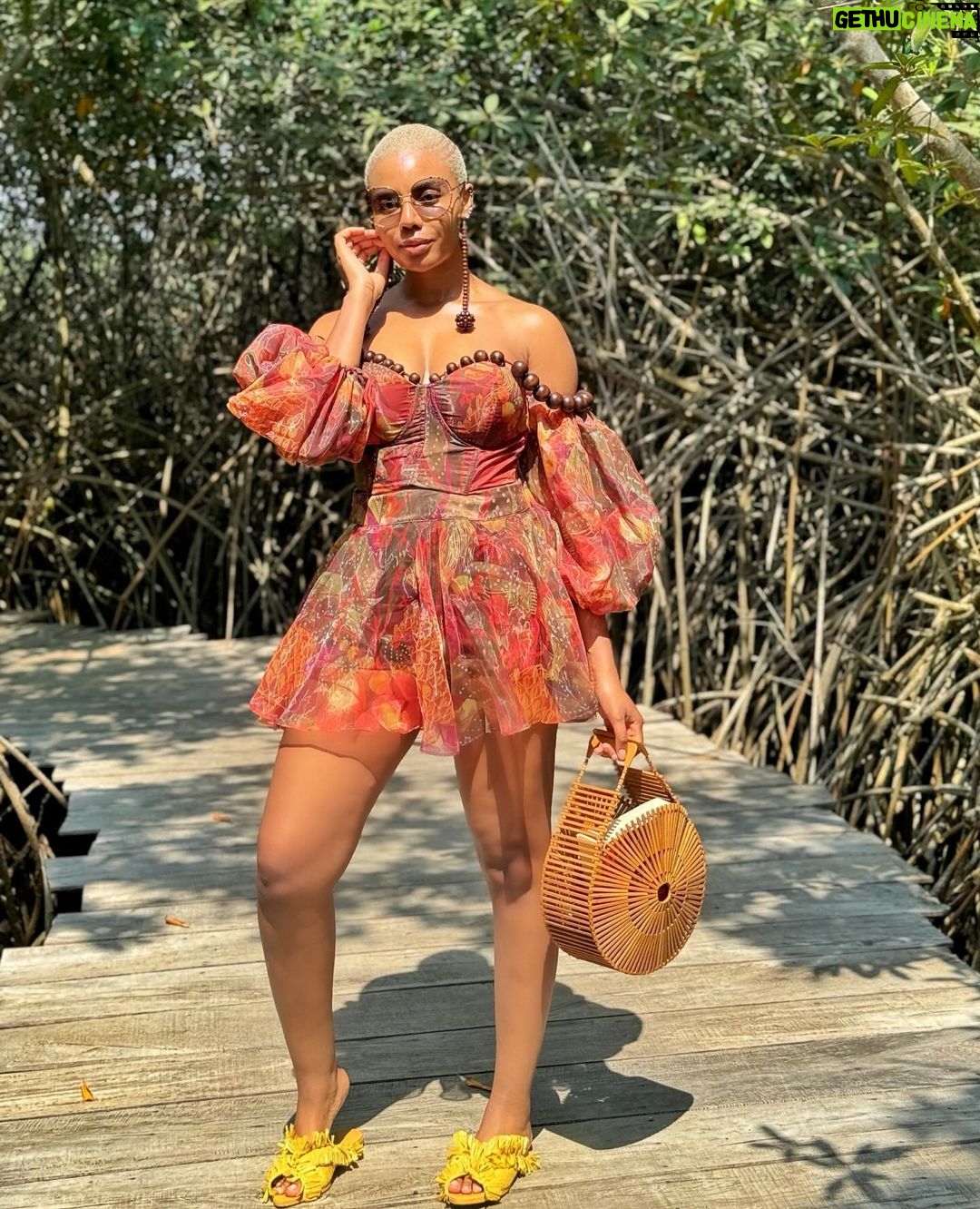 Nancy Isime Instagram - Fam, This Happy Girl is thankful for all the love she’s received since her return online❤️ Thank you so much for all the Love on my previous posts🥰 Might take me a minute to get back to the groove of things but I’m beyond glad to be back on these Insta Streets😅❤️