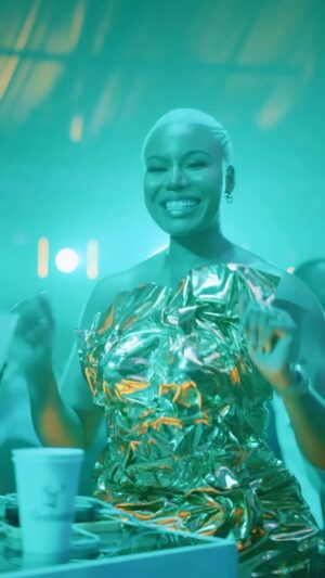 Nancy Isime Instagram - The other night for my @glenfiddich_ng in Custom @urezkulture ✨

A great time was surely had!🤩 

@jideofstola pon the facebeat😍