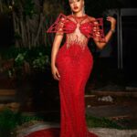 Nancy Isime Instagram - Merry Christmas Fam❤️ Wishing you all the Joy, Love and Peace that comes with this Season. Have a good one🧑‍🎄 @emaginebybukola X @medlinboss ❤️