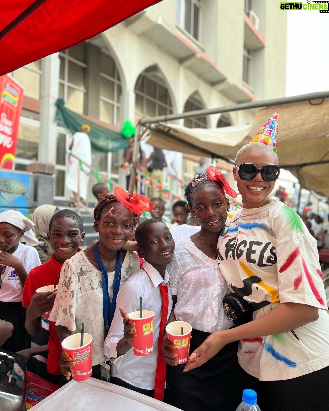 Nancy Isime Instagram - Last but certainly not least, Big Shoutout to my Gees who joined me and helped ensure I had the best helping hands. Thanks for taking time out of your busy schedules to be there for me guys❤️🥰🤗 Thank you to my @indomie_nigeria family for seeing to it that everyone in attendance had some yummy noodles in between all the activities❤️ Shoutout to the amazing founder, staff, volunteers, Parents and Children of @lisacademyng for welcoming me with so much warmth and for the opportunity to serve and contribute to the future. Fam, Thank you for all your kind words, prayers and well wishes….You too can be a part of this great initiative, please send @lisacademyng a DM if you’d like to make donations in any form. You can also donate towards a child’s school fees/upkeep for as long as you can. Thank you in advance ❤️ My 32nd birthday celebration was definitely one for the books and I couldn’t be more grateful to God!🙏🏽