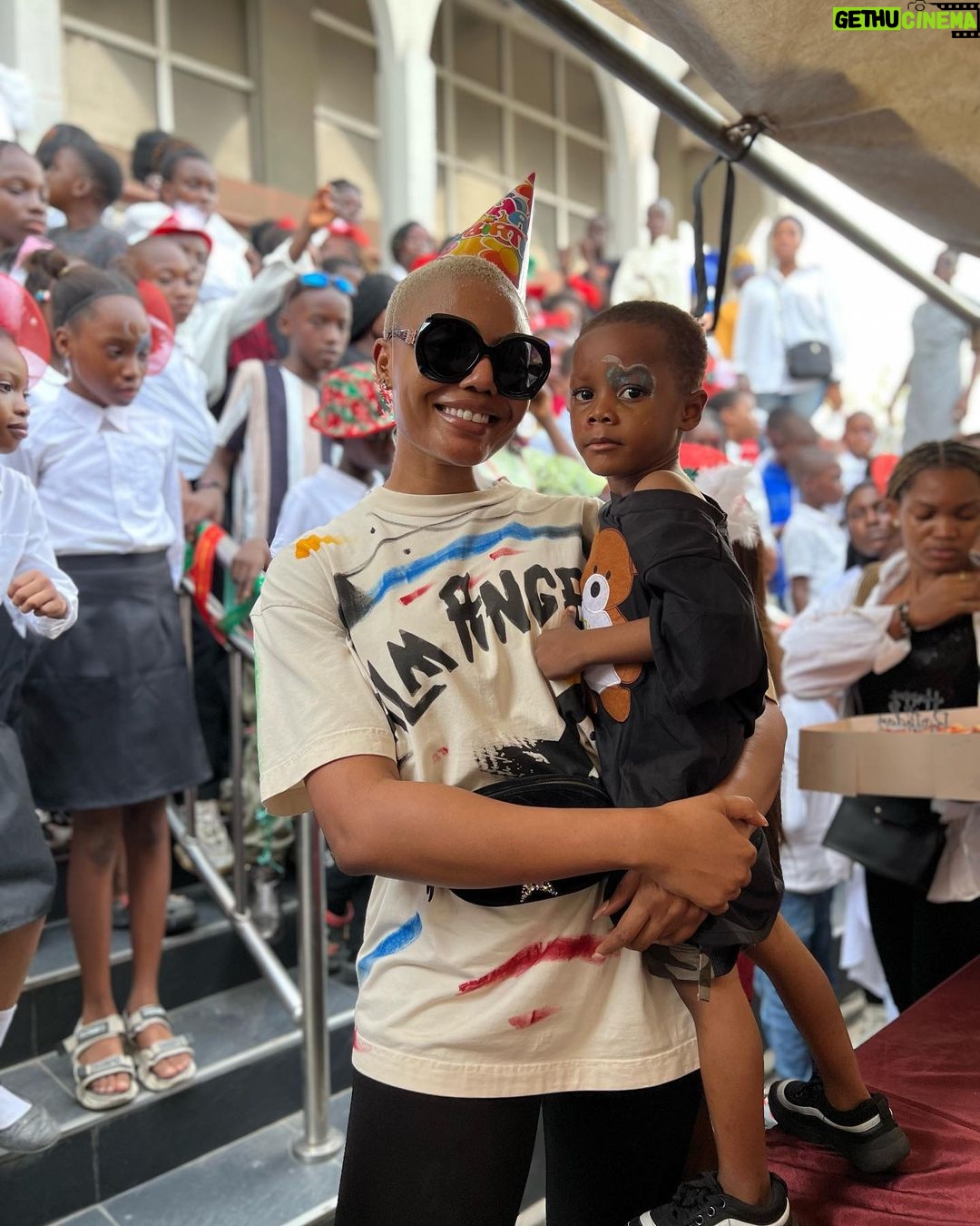 Nancy Isime Instagram - Since my 21st birthday, it’s been my tradition to celebrate my special day with the most privileged kids in the world❤️ Yesterday was no different, I spent the day with the incredible kids of @lisacademyng 😍 We danced, sang, celebrated, prayed and had an incredible time. I want to thank the founder and staff of this incredible Nonprofit organization for their contributions towards the future of these children and for welcoming me with open arms, seeing to it that my birthday party with the kids was a success. Absolutely no better way to celebrate my 32nd birthday❤️