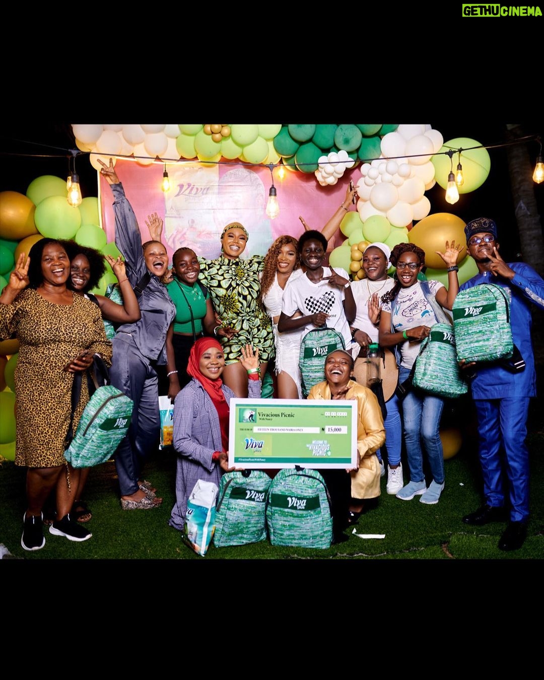 Nancy Isime Instagram - If there’s one thing my @vivaplusdetergent family never fail to show, is how much they Love and support me. Everytime! So it’s only expected that they’ll extend this love to the people I love…you guys!🥰 We had a Vivacious picnic for 40 of my supporters and it was EVERYTHING! We got to meet, eat, talk, play, bond and I Loved every part of it!💚 I wish we could have chosen more people but not to worry, there just might be another edition. Until then, I LOVE YOU GUYS so much! Thank you for the endless love and support and for being some of the most positive, amazing people I know💚 To my @vivaplusdetergent , e be like una go marry me last last oh😄 Thank you for the most amazing time, I truly Love You!💚 #ProudVivaDiva Rocking my @hollantex_official tailored to perfection by @afrikayla 💚
