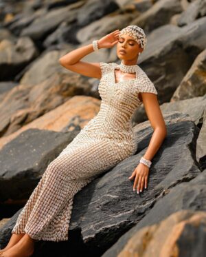 Nancy Isime Instagram - IKON AWARDS 2024✨

👗: @ateni.ng 
💄: @tmtbylayinka 
📸: @felixcrown