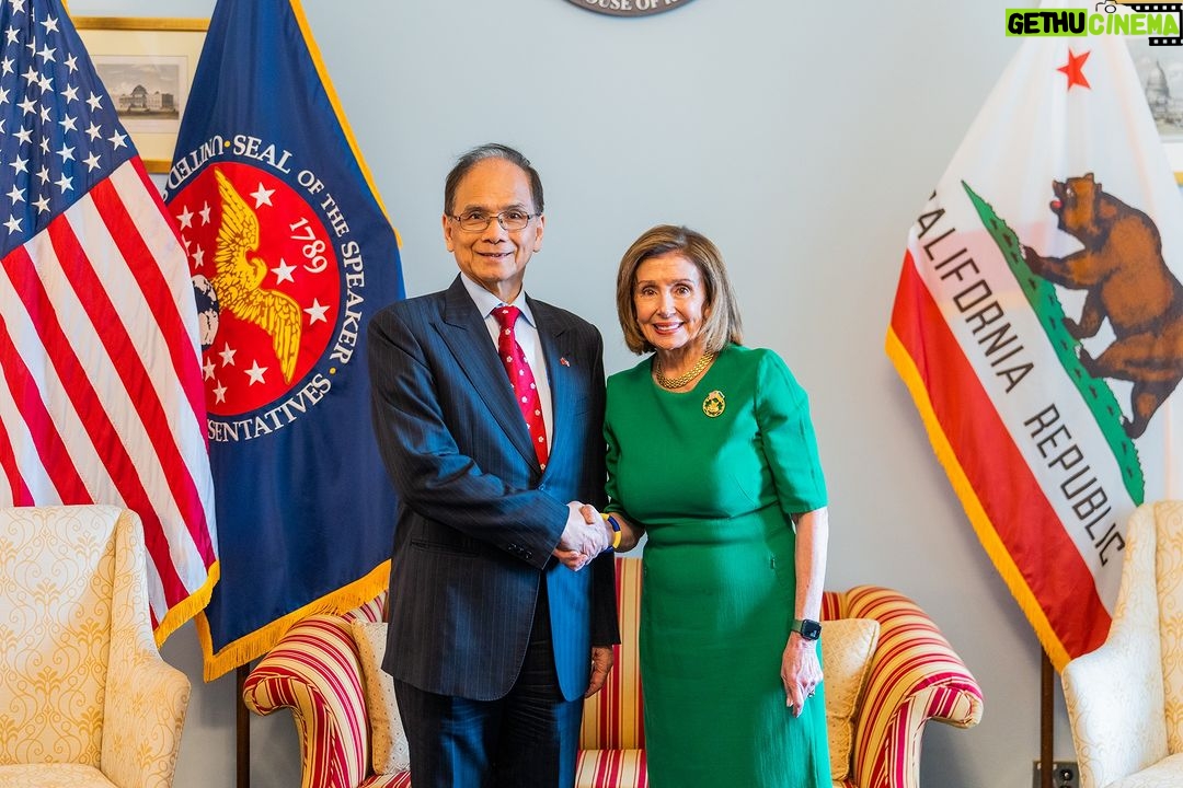 Nancy Pelosi Instagram - It was my privilege today to meet with Legislative Yuan President You Si-Kun and leaders from the Democratic Progressive Party, the Taiwan People's Party and the New Power Party. Our discussion focused on America’s support for Taiwan’s Democracy and our shared opposition to the CCP’s human rights abuses.