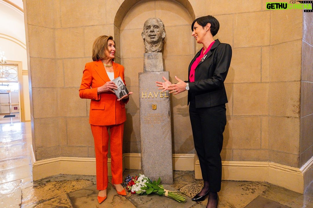 Nancy Pelosi Instagram - Today, it was my privilege to meet with President of the Chamber of Deputies of the Czech Republic Markéta Pekarová Adamová and speak with her about our shared commitment to Democracy – in our nations, in Ukraine, in Taiwan and around the world. We also laid flowers at the bust of Václav Havel, the first President of the Czech Republic, in the Capitol's Freedom Foyer and paid tribute to his legacy as a defender of freedom, a champion of human rights and an apostle of hope.
