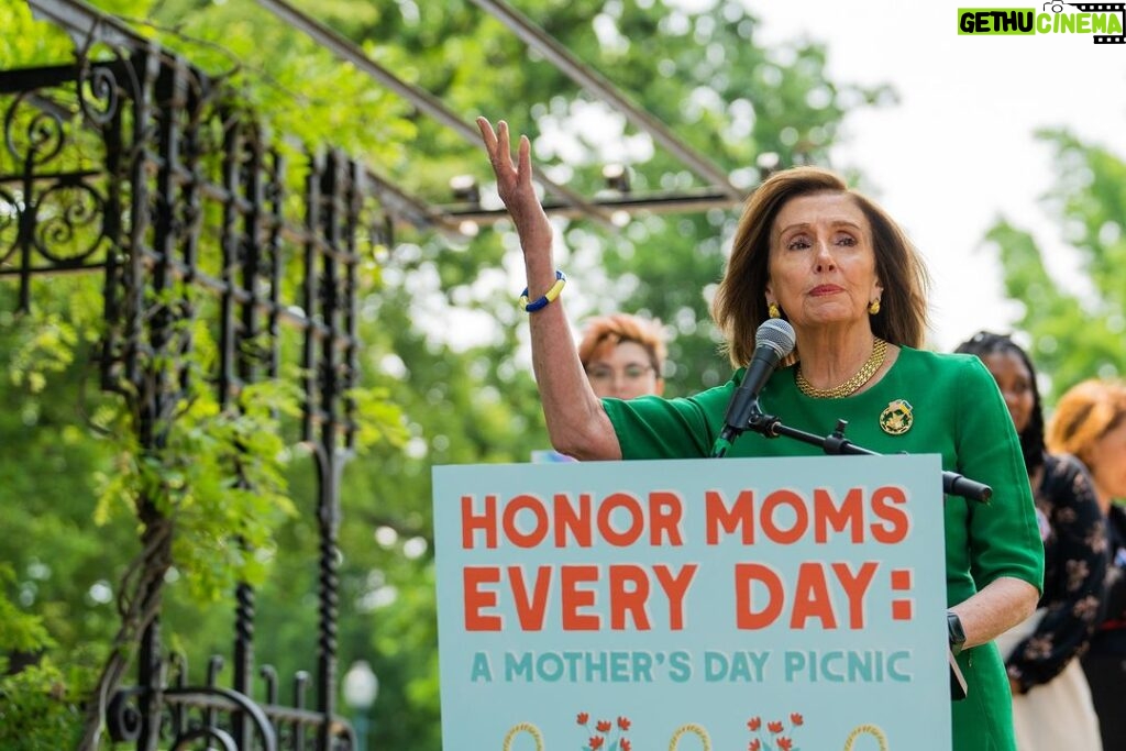Nancy Pelosi Instagram - Today, it was my privilege to join Moms Rising to celebrate Mother's Day and all of the hard working mothers! Thank you for fighting for the Democrats' pro-family agenda: from paid leave to child care to early education and more. Because when women succeed, America succeeds!