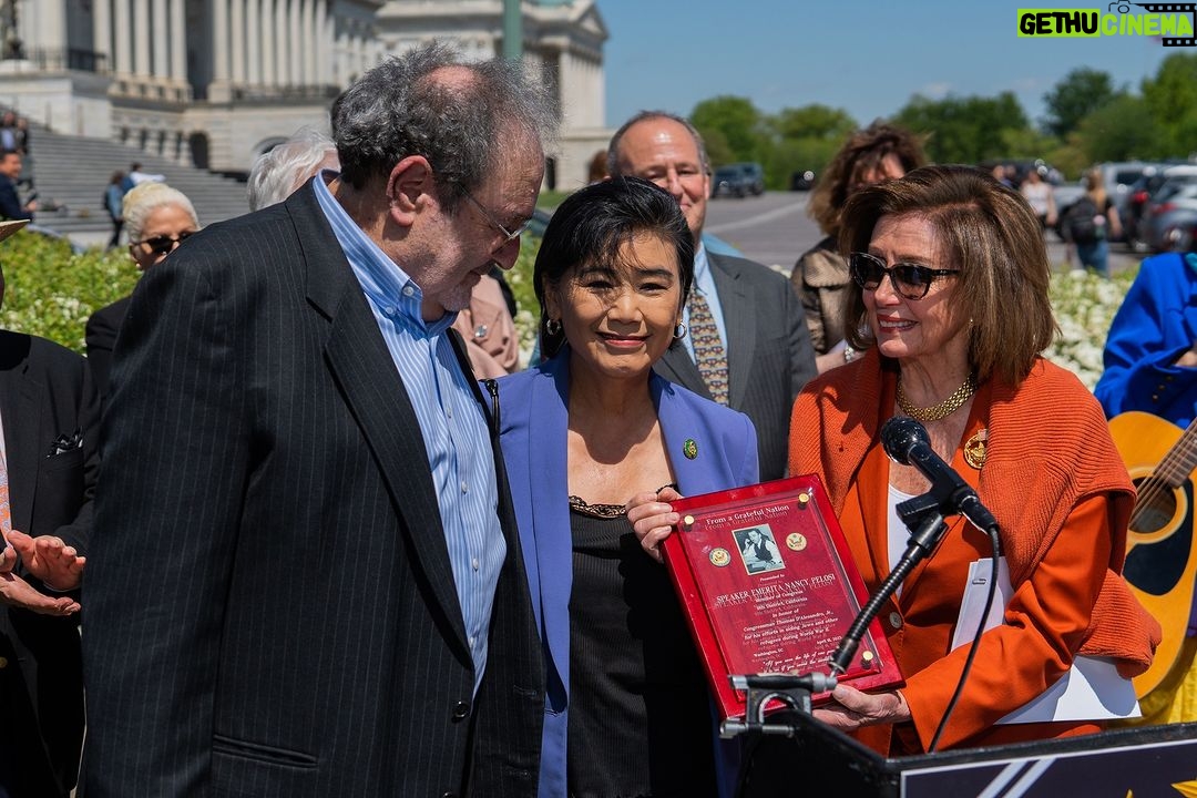 Nancy Pelosi Instagram - Thank you Representative Judy Chu for your bill awarding the Congressional Gold Medal to Americans who helped save refugees from the Holocaust. It brings me great pride that my father, Thomas D'Alesandro, Jr., was an early voice in demanding attention to the danger faced by Jews in Europe.