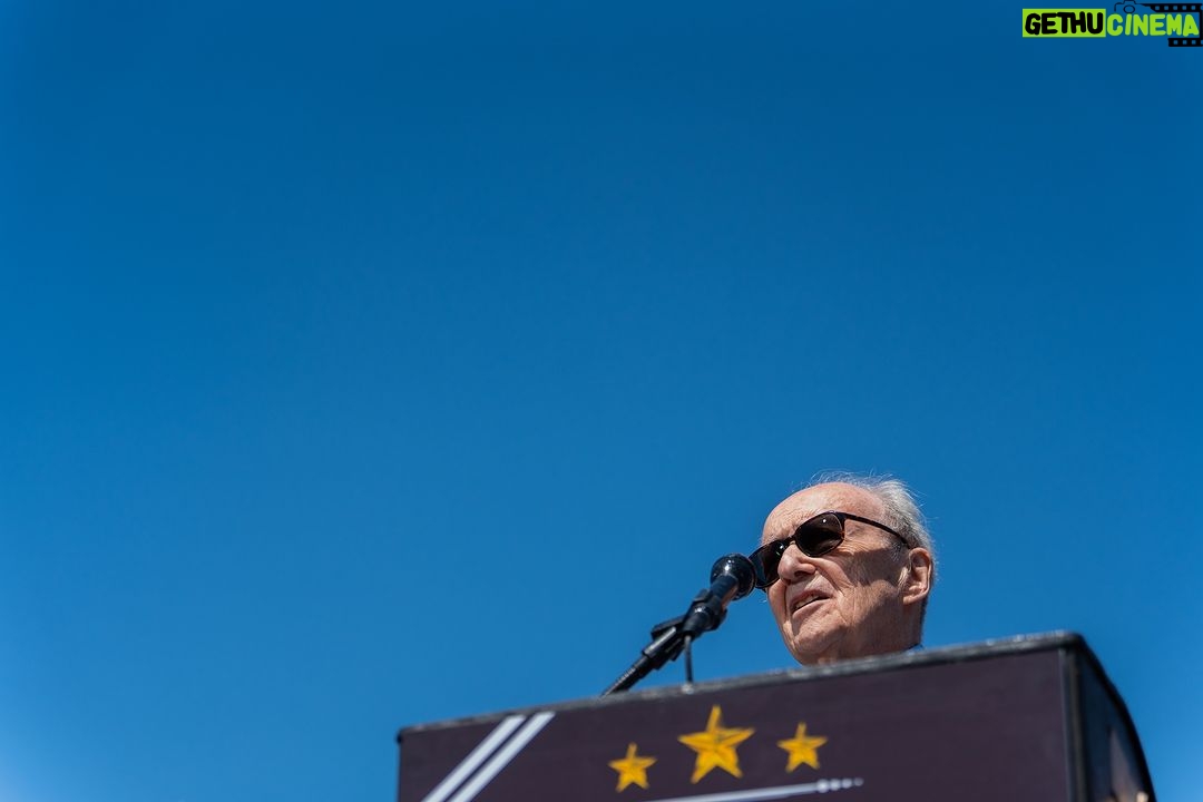 Nancy Pelosi Instagram - Thank you Representative Judy Chu for your bill awarding the Congressional Gold Medal to Americans who helped save refugees from the Holocaust. It brings me great pride that my father, Thomas D'Alesandro, Jr., was an early voice in demanding attention to the danger faced by Jews in Europe.