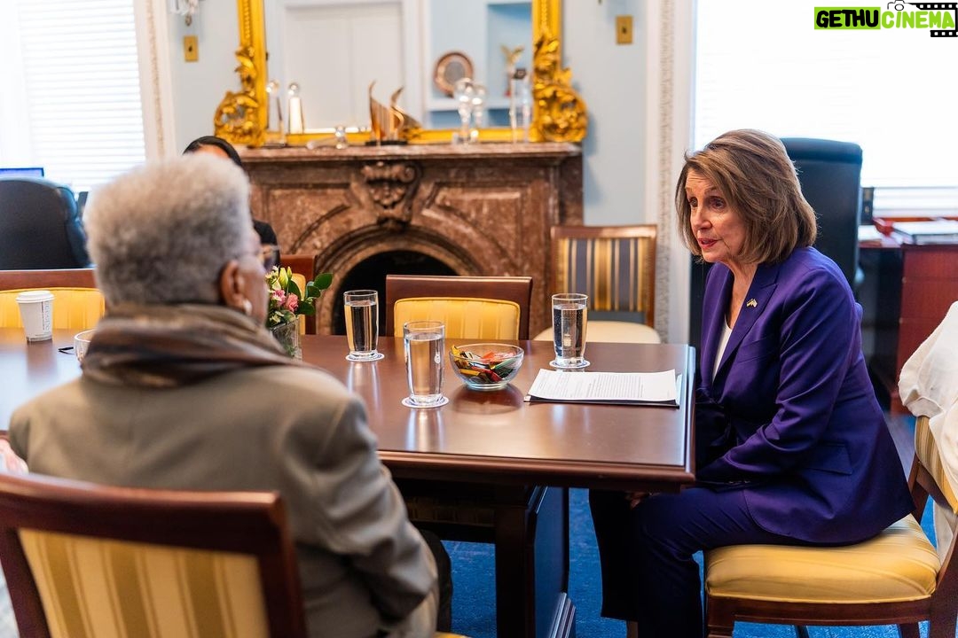 Nancy Pelosi Instagram - It was my privilege today to meet with Former President Ellen Johnson Sirleaf, the first woman ever elected as head of state for an African country. As we mark International Women’s Day, we celebrate President Sirleaf’s work to relentlessly to break down barriers — ensuring women's voices are heard.