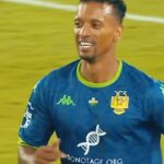 Nani Instagram - 𝑱𝒐𝒈𝒂 𝑩𝒐𝒏𝒊𝒕𝒐 𝒊𝒏 𝑶𝒓𝒍𝒂𝒏𝒅𝒐 🪄 It felt so good to be back in such a special place to play in “𝐓𝐡𝐞 𝐁𝐞𝐚𝐮𝐭𝐢𝐟𝐮𝐥 𝐆𝐚𝐦𝐞.” It was a fun night and sharing the pitch with so many stars was 🔝 😄🌟 Thanks for the invitation, @oficialrc3 and @ronaldinho 🇵🇹👊🏾🇧🇷 #TheBeautifulGame #Legends #Stars #Football #Friends #USA #Orlando #Moments Inter&Co Stadium