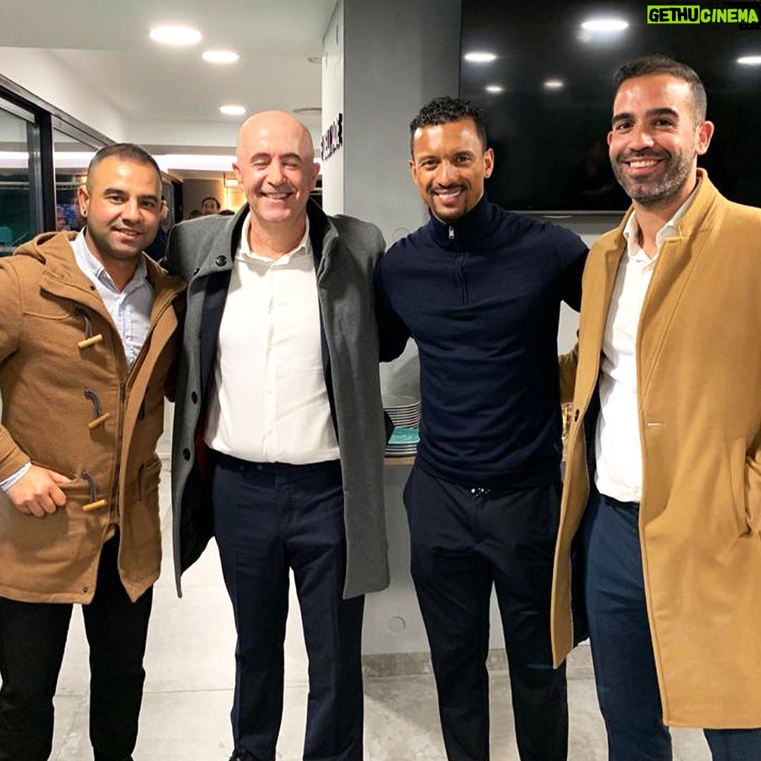 Nani Instagram - Grande Sporting! 💚 É sempre muito bom rever grandes amigos.🦁 #DiaDeSporting Estádio José Alvalade