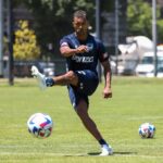 Nani Instagram - Prepared for the week ahead. Let's go 👊🏾⚽ #MVFC #MelbourneVictory #ALeague
