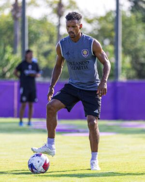 Nani Instagram - Working with the lions 🦁 Home! 💪🏾⚽

#Happy #Work #Focus #Orlando #VamosOrlando #