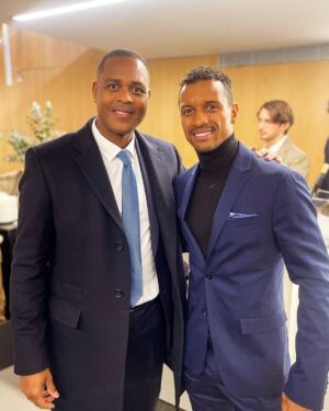 Nani Instagram - Special night at the Camp Nou with my Man United family and friends. 🙌🏾
#Football #Friends