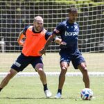 Nani Instagram - Prepared for the week ahead. Let's go 👊🏾⚽ #MVFC #MelbourneVictory #ALeague