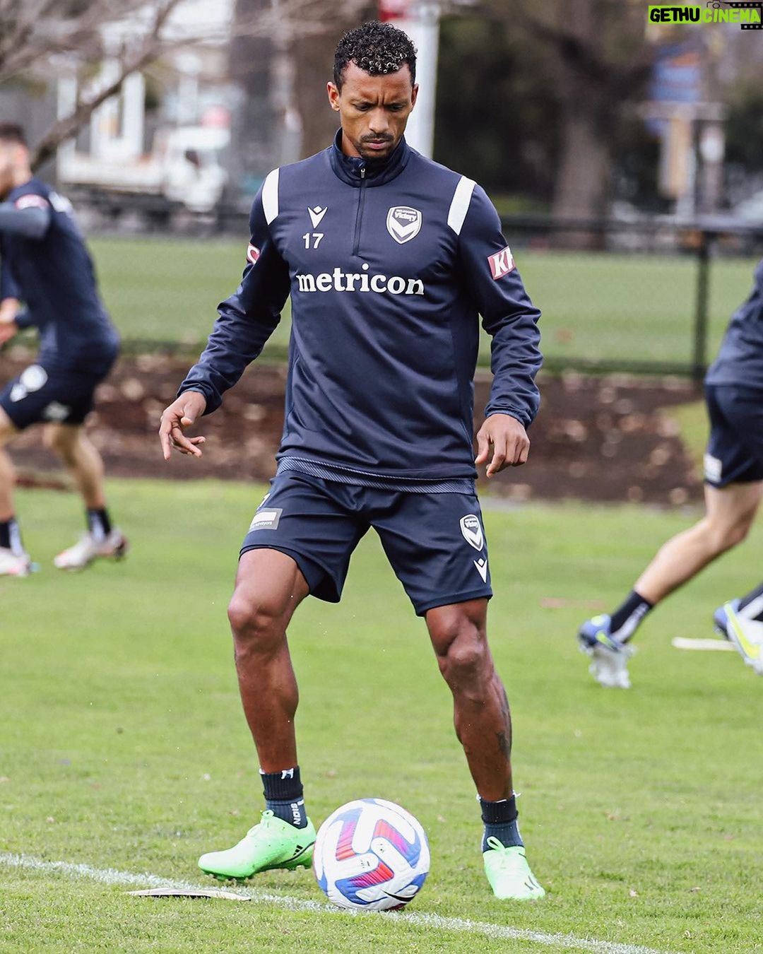 Nani Instagram - Let's go for another week of hard work! ⚽😁 #MondayMotivation #Training #MVFC #MelbourneVictory #Focus #Work