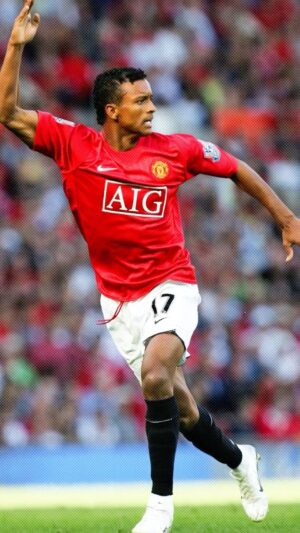 Nani Instagram - 1️⃣5️⃣ years ago, I made my @premierleague debut for @manchesterunited 😍 What memories do you have from my time at the club? ⚽❤️
#OTD #FlashbackFriday #Debut #PremierLeague #MUFC #MANUTD #ManchesterUnited #RedDevils #Memories