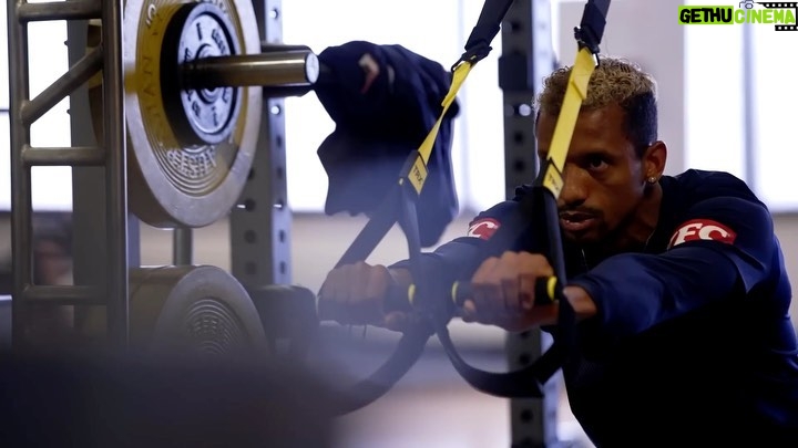 Nani Instagram - Australia has been a great adventure so far for me and my family! Watch the beginning of my A-League journey with behind-the-scenes footage at: https://youtu.be/3uEqgCO5n2Q #MVFC #MelbourneVictory #ALeague #NewChallenge #AllAccess