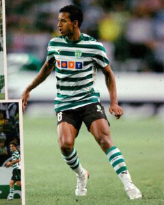 Nani Instagram - #OnThisDay I made my Champions League debut in a big @sportingclubedeportugal - @inter clash! ⭐ Do you recognize all the stars? 👀😁🦁 #OTD #UCL #ChampionsLeague #Stars #SportingCP #Memories #Football Estádio José Alvalade