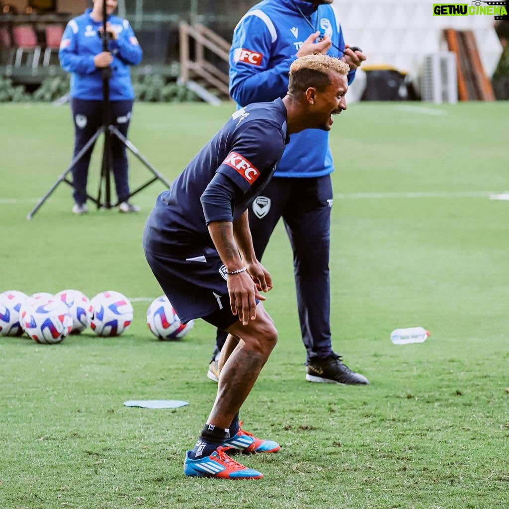 Nani Instagram - Day 1️⃣ of the Gold Coast camp. Let's go! 😄💪🏾⚽ #MondayMotivation #Training #MVFC #MelbourneVictory #TrainingCamp #Focus #Work