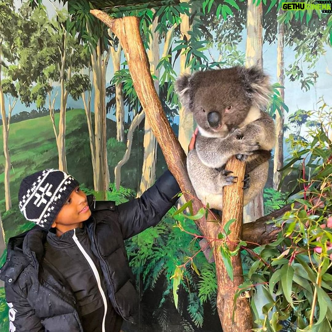 Nani Instagram - Discovering 🇦🇺 with family 🐨🦘 #life #relax #moments #austrália
