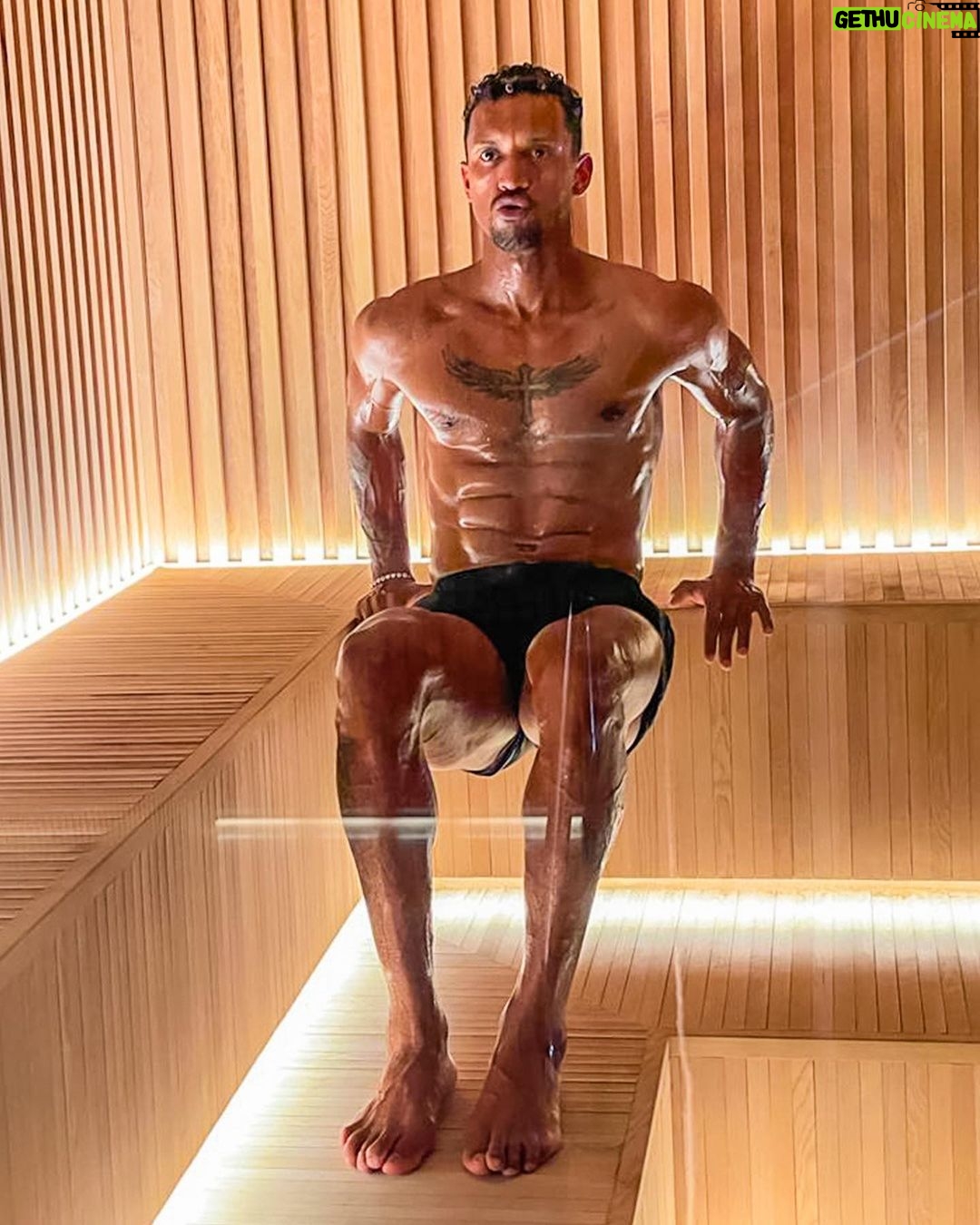Nani Instagram - Always keeping in shape 💪🏾 #relax #moments