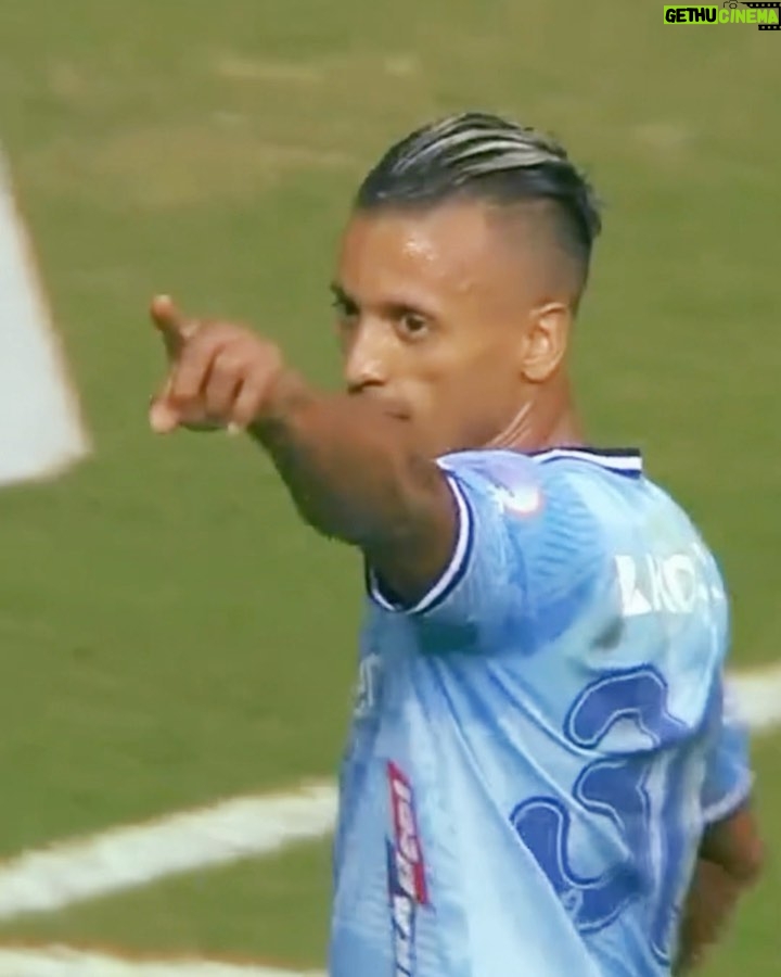 Nani Instagram - 3️⃣ in a row! Really happy with our play and with the goal. It was special to score in front of our fans. Let’s keep it up! 🙌🏾⚽ #AdanaDemirspor #TrendyolSüperLig
