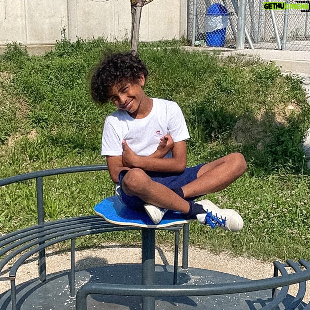 Nani Instagram - Um dia feliz para o meu filho e para todas as crianças no mundo. Continuem a espalhar a vossa alegria tão única 😊👶🏽 It's Children's Day in Portugal. I wish all kids, especially my little man, the best day! ❤️ #DiaDaCriança #ChildrensDay #Family #Moments #Happiness