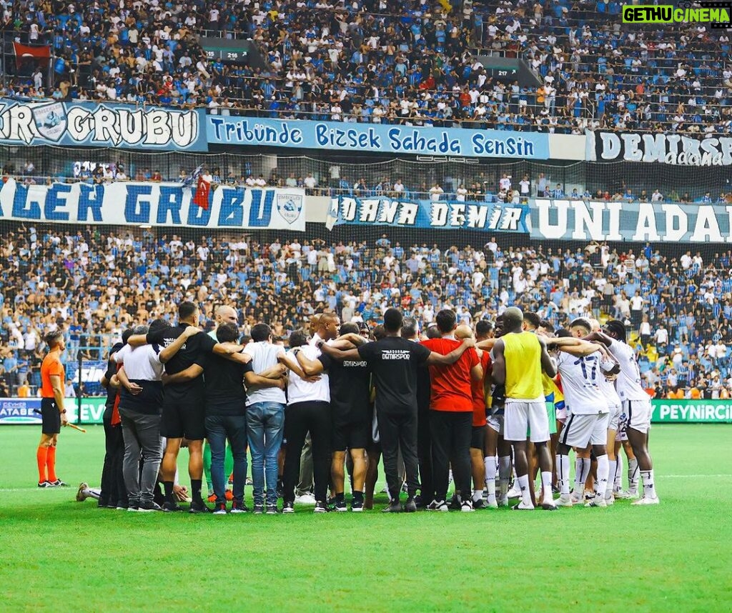 Nani Instagram - We deserved more! This wasn't the result we wanted and the great effort we showed yesterday proves it. A very special thanks to the fans for the great support at our home 👏🏾 #AdanaDemirspor #UECL