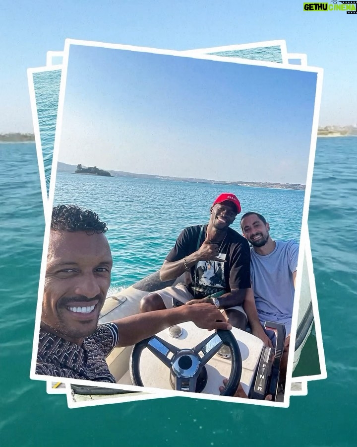 Nani Instagram - Chilling out with the boys 🚤🐠 #Dayoff #Friends #Türkiye