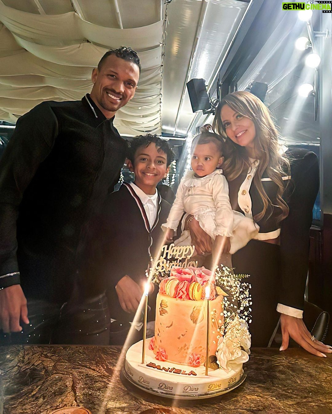 Nani Instagram - Birthday girl 😍🎉 Happy birthday to my amazing wife 🥳🎂 #HappyBirthday #BDay #love