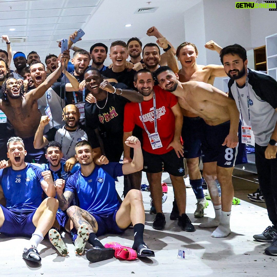 Nani Instagram - Huge win! Today, we showed what we're about! This is the way... Let's gooo! 💙⚡ #AdanaDemirspor #TrendyolSüperLig #Team