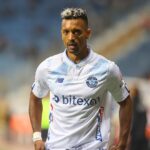Nani Instagram - Time to keep our heads up, stay committed and focus on what's coming. As one! 💪🏾 #AdanaDemirspor #TrendyolSüperLig