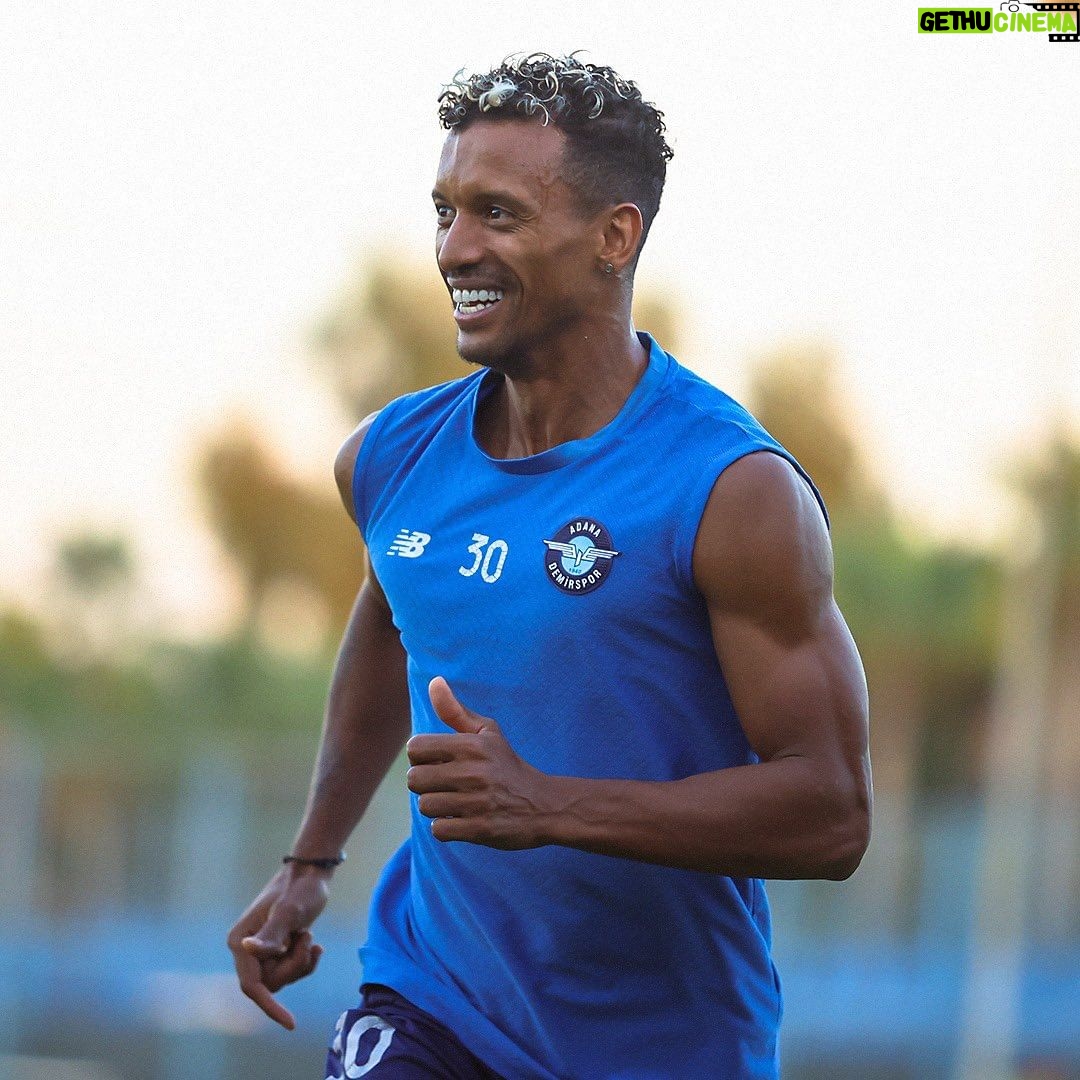 Nani Instagram - Work, work, work 💪🏾 #AdanaDemirspor #Work #Training